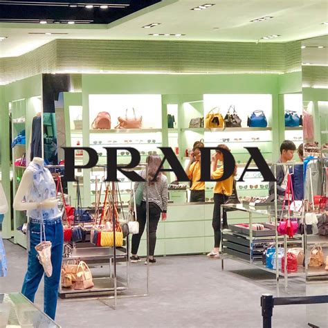 abbigliamento prada outlet|prada outlet online shop.